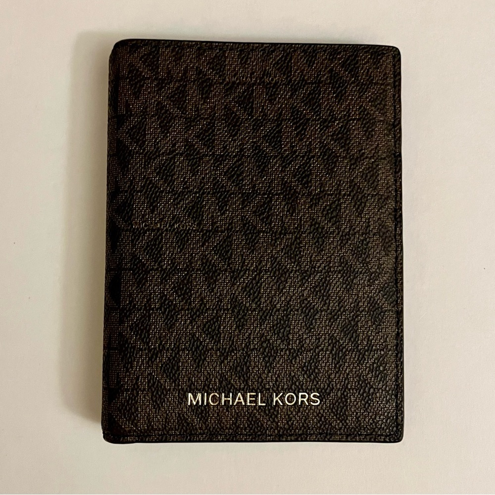 Michael Kors Bedford Travel Passport Wallet